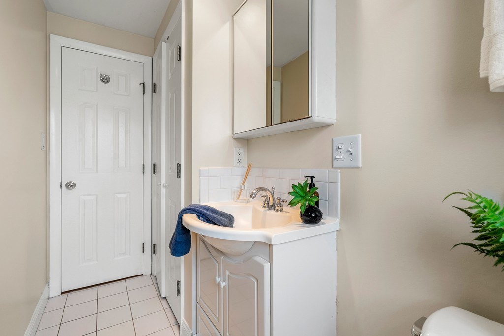 41 Rublee Street, Unit 1 Arlington, MA 02476 - Photo 12 of 31