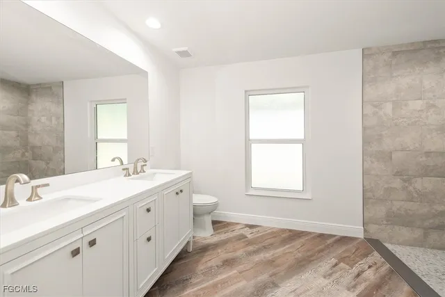 $389,000 | 802 North Avenue, Lehigh Acres, FL 33972