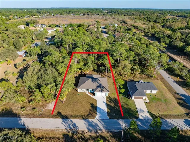 $389,000 | 802 North Avenue, Lehigh Acres, FL 33972