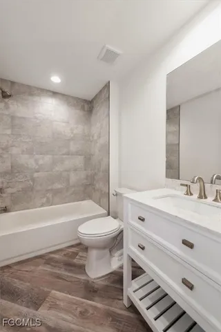 $389,000 | 802 North Avenue, Lehigh Acres, FL 33972