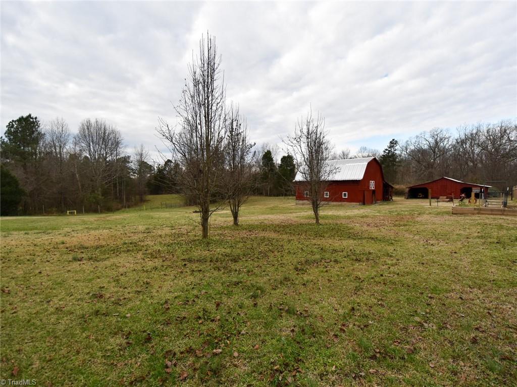 11809 Trinity Road Trinity, NC 27370 - Photo 27 of 37