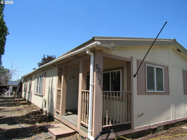 $269,000 | 921 Vining Street, Milton Freewater, OR 97862