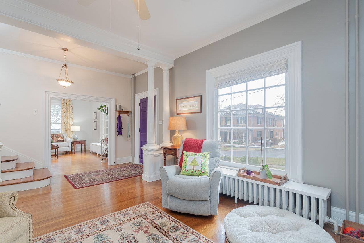 321 Franklin Street Harrisonburg, VA 22801 - Photo 23 of 54 a living room with furniture and a window