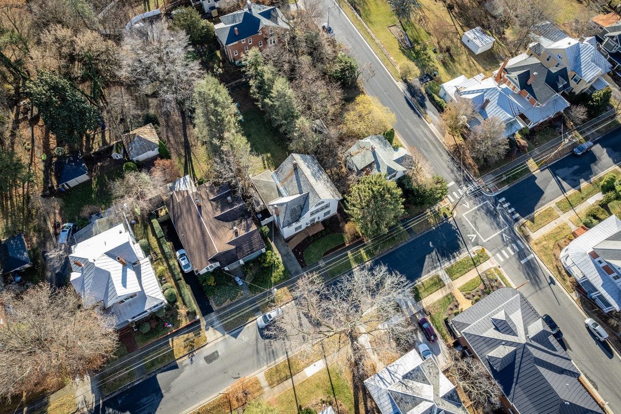 321 Franklin Street Harrisonburg, VA 22801 - Photo 51 of 54 an aerial view of residential houses with outdoor space
