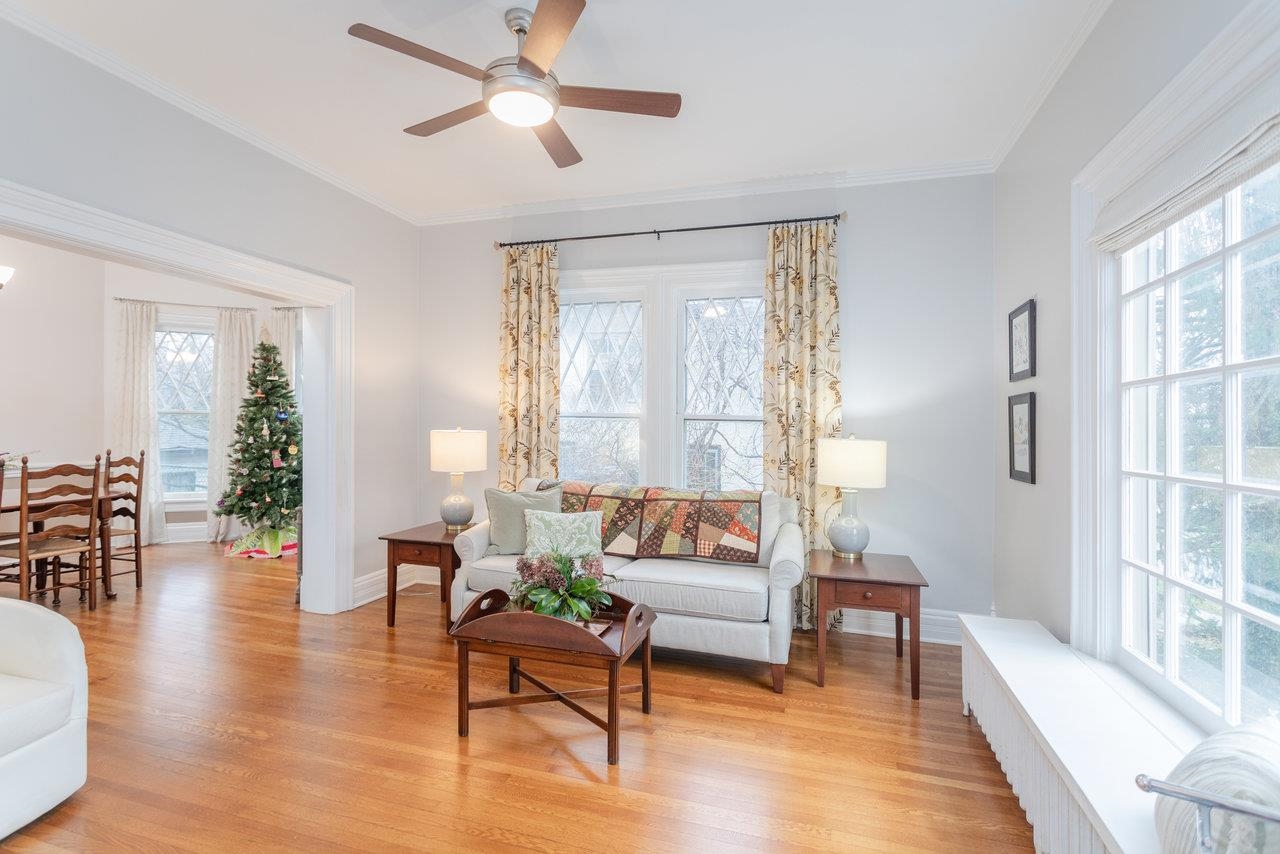 321 Franklin Street Harrisonburg, VA 22801 - Photo 7 of 54 a living room with furniture and a large window