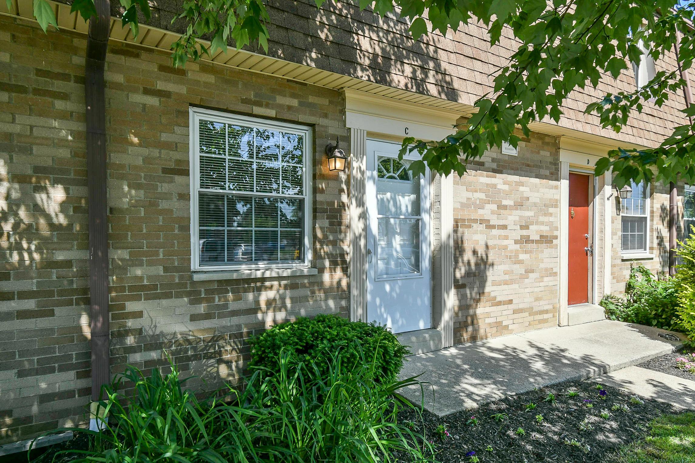 5702 Beechcroft Road, Unit C Columbus, OH 43229 - Photo 3 of 19 Gallery Image 3