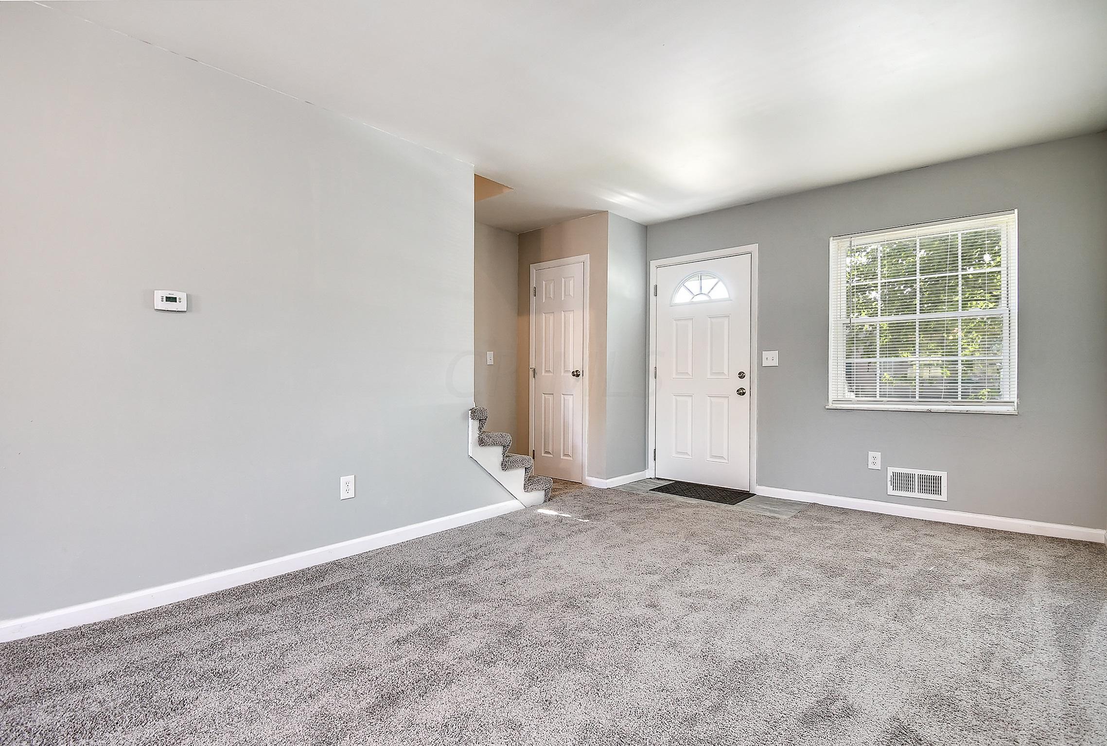 5702 Beechcroft Road, Unit C Columbus, OH 43229 - Photo 9 of 19 Gallery Image 9