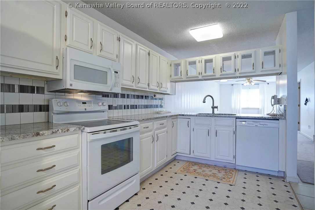17 Wynfield Trace Winfield, WV 25213 - Photo 6 of 27 Gallery Image 6
