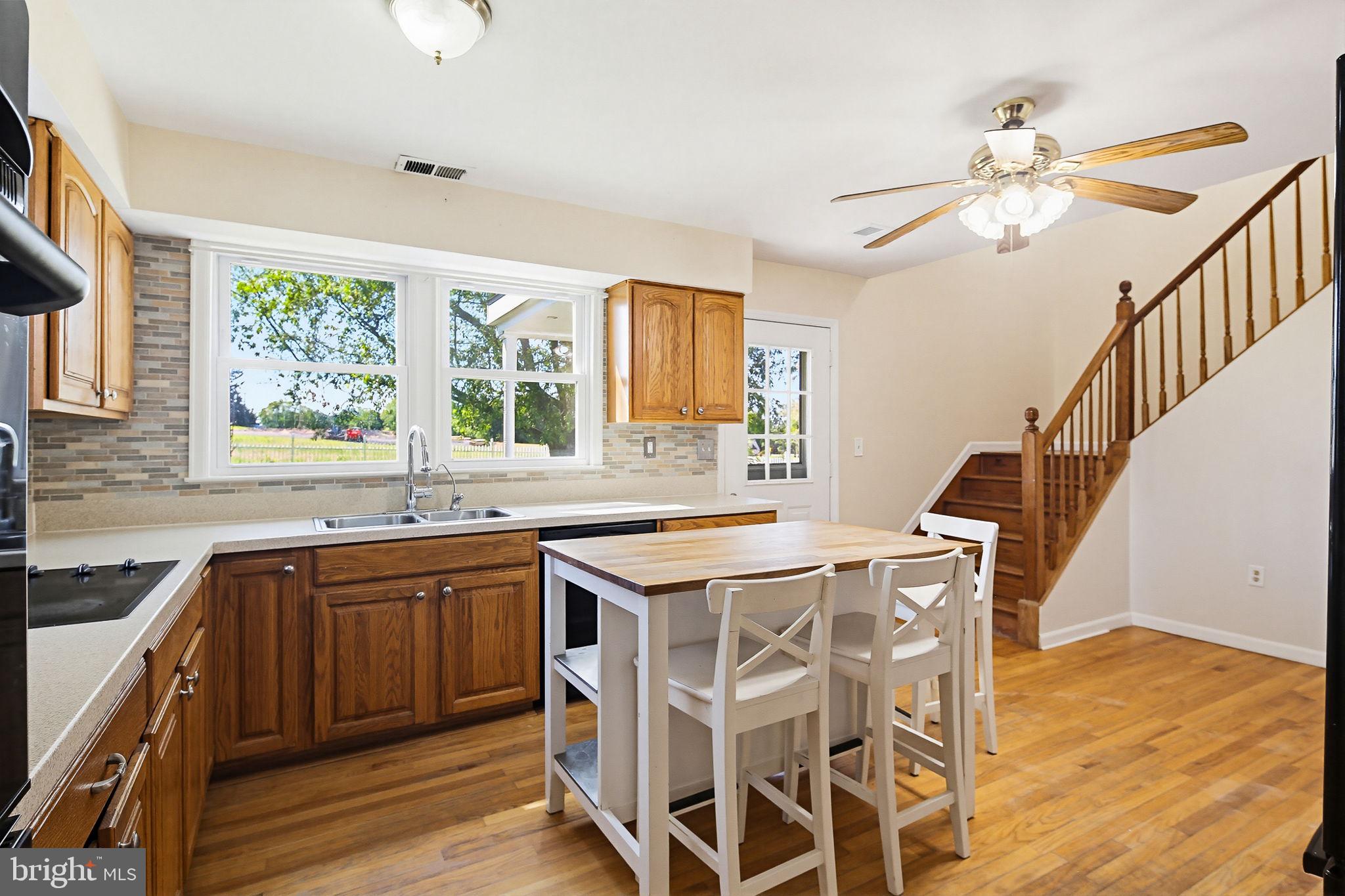 2621 Braddock Road Mount Airy, MD 21771 - Photo 15 of 56