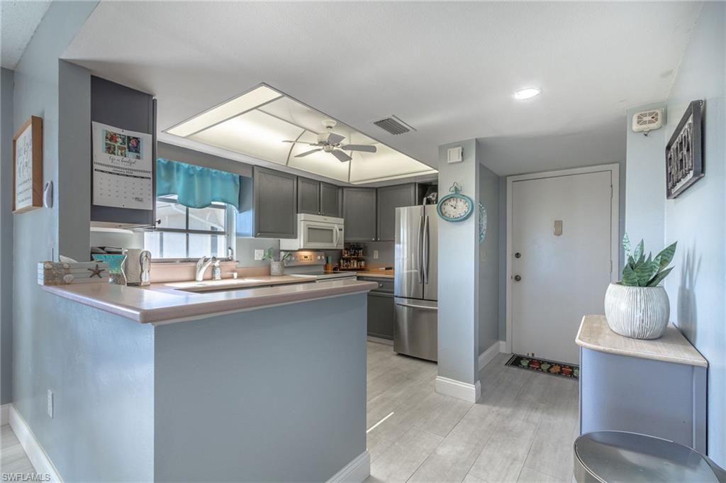 53 High Point Circle West, Unit 310 Naples, FL 34103 - Photo 20 of 30