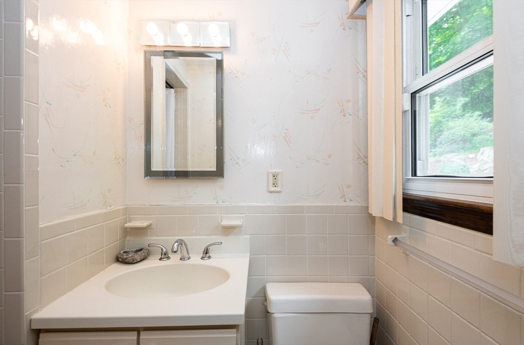 8 Patrick Circle Stoneham, MA 02180 - Photo 21 of 35