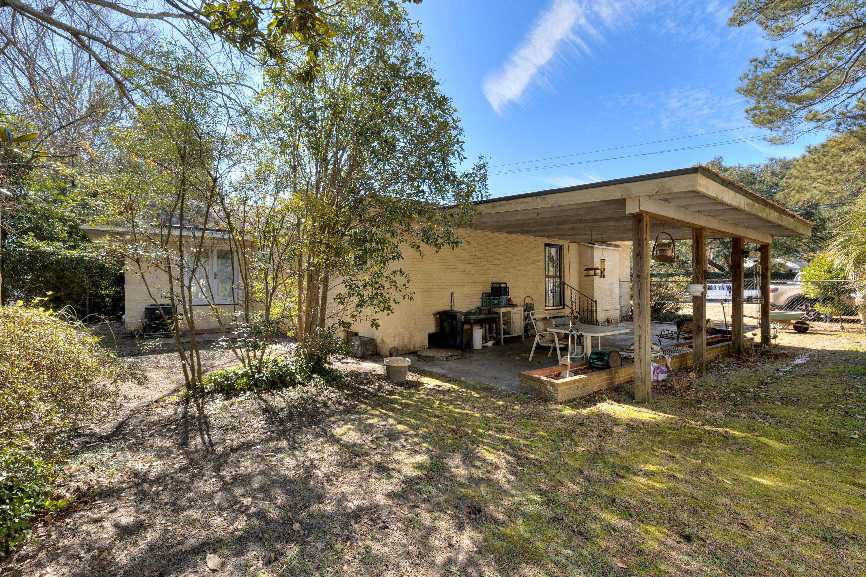 543 West Calhoun Street Sumter, SC 29150 - Photo 10 of 41 12