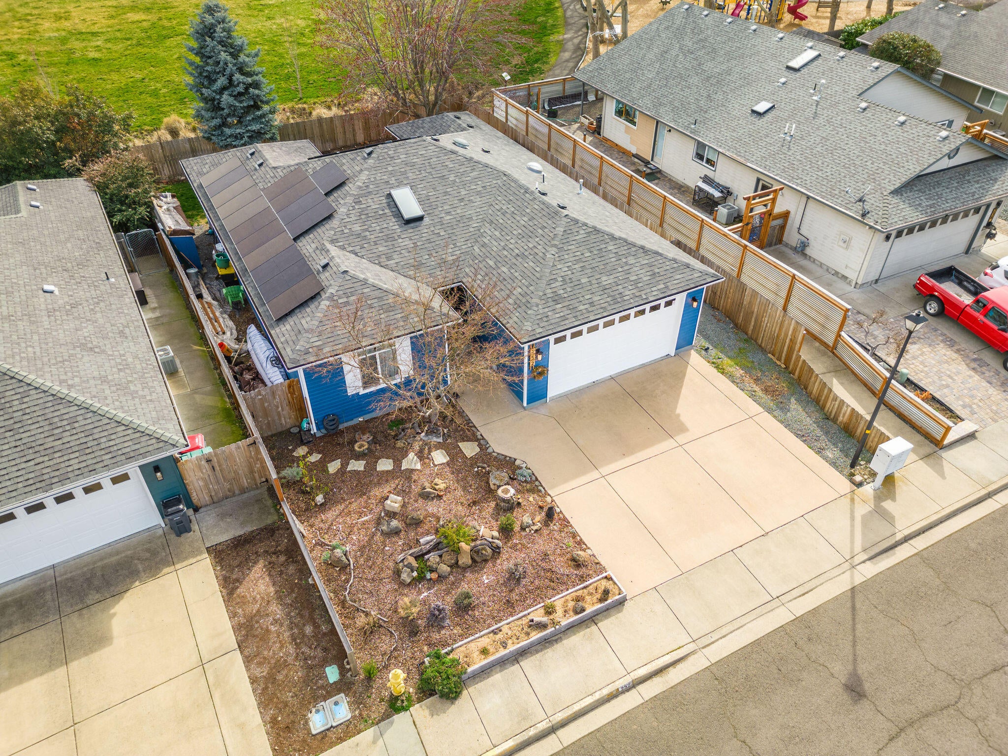 252 Jared Court Phoenix, OR 97535 - Photo 40 of 59 HD-48