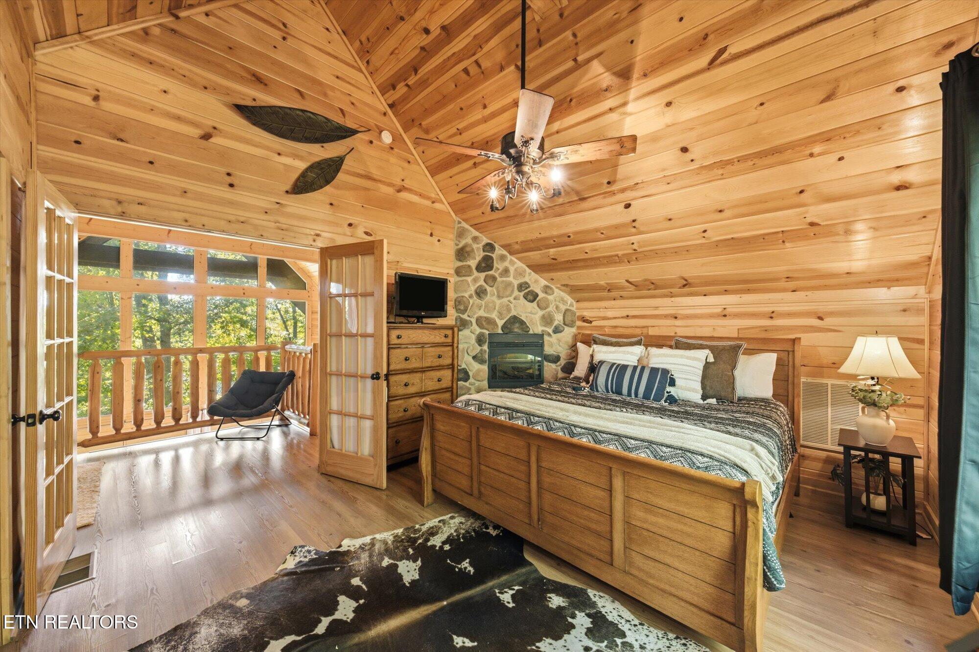 2440 Breezy Road Sevierville, TN 37876 - Photo 21 of 35 30-2440-Breezy-Rd-Sevierville-TN-30