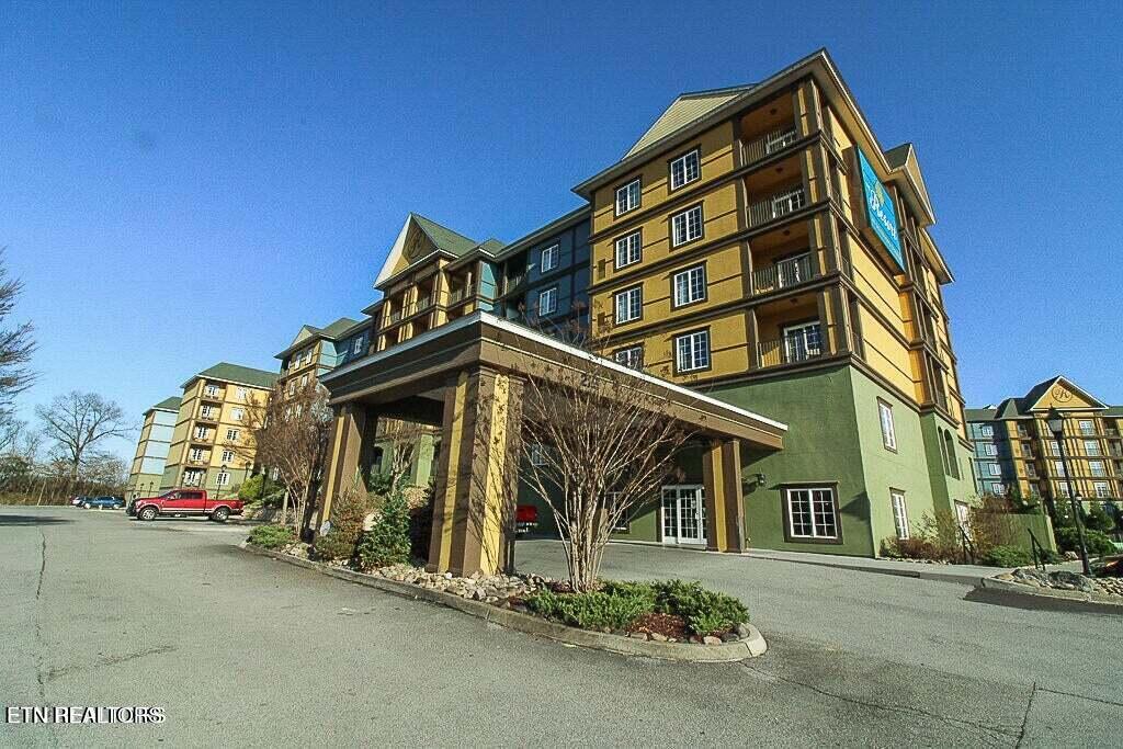 225 Collier Drive Sevierville, TN 37862 - Photo 4 of 47 IMG_3043