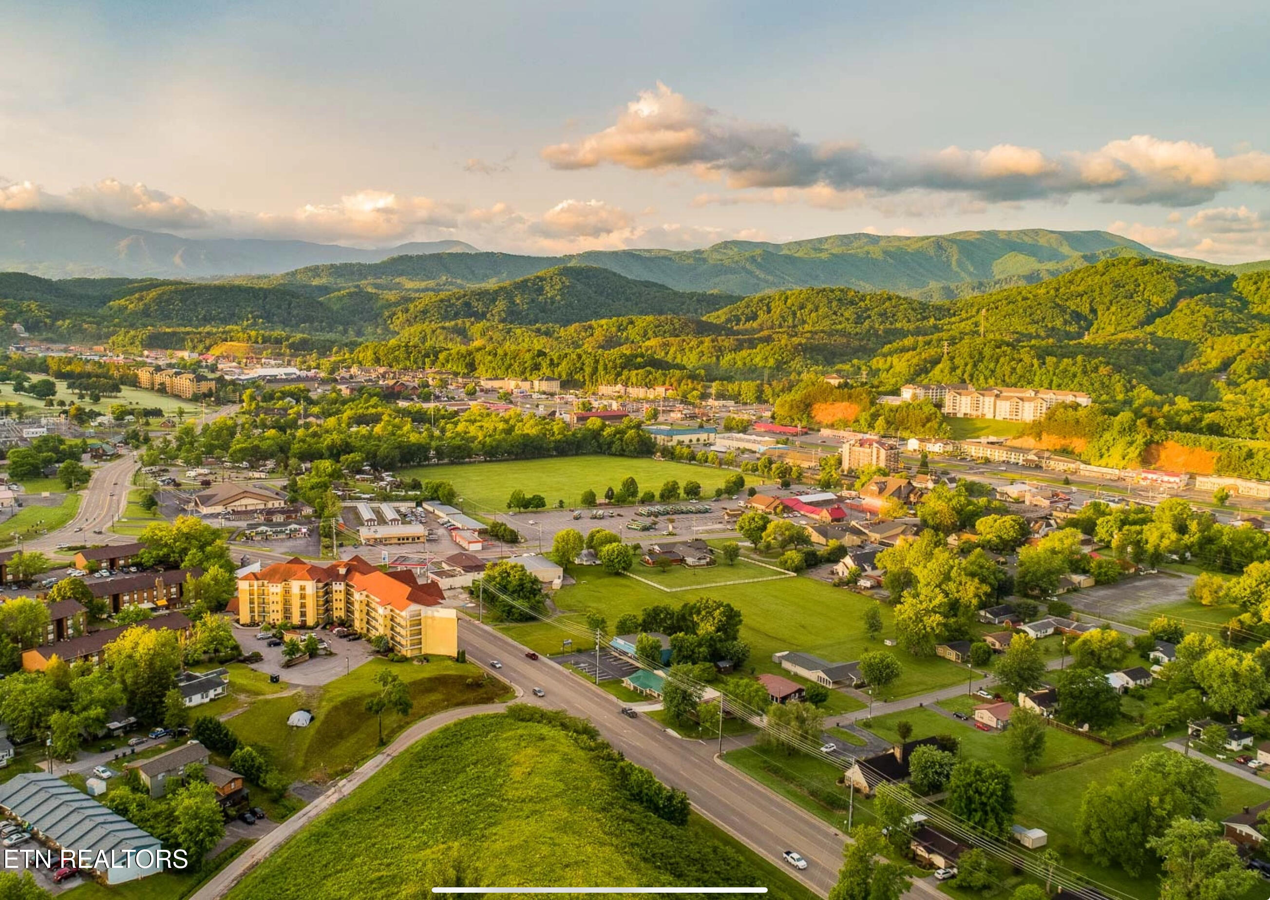 225 Collier Drive Sevierville, TN 37862 - Photo 47 of 47 IMG_3056