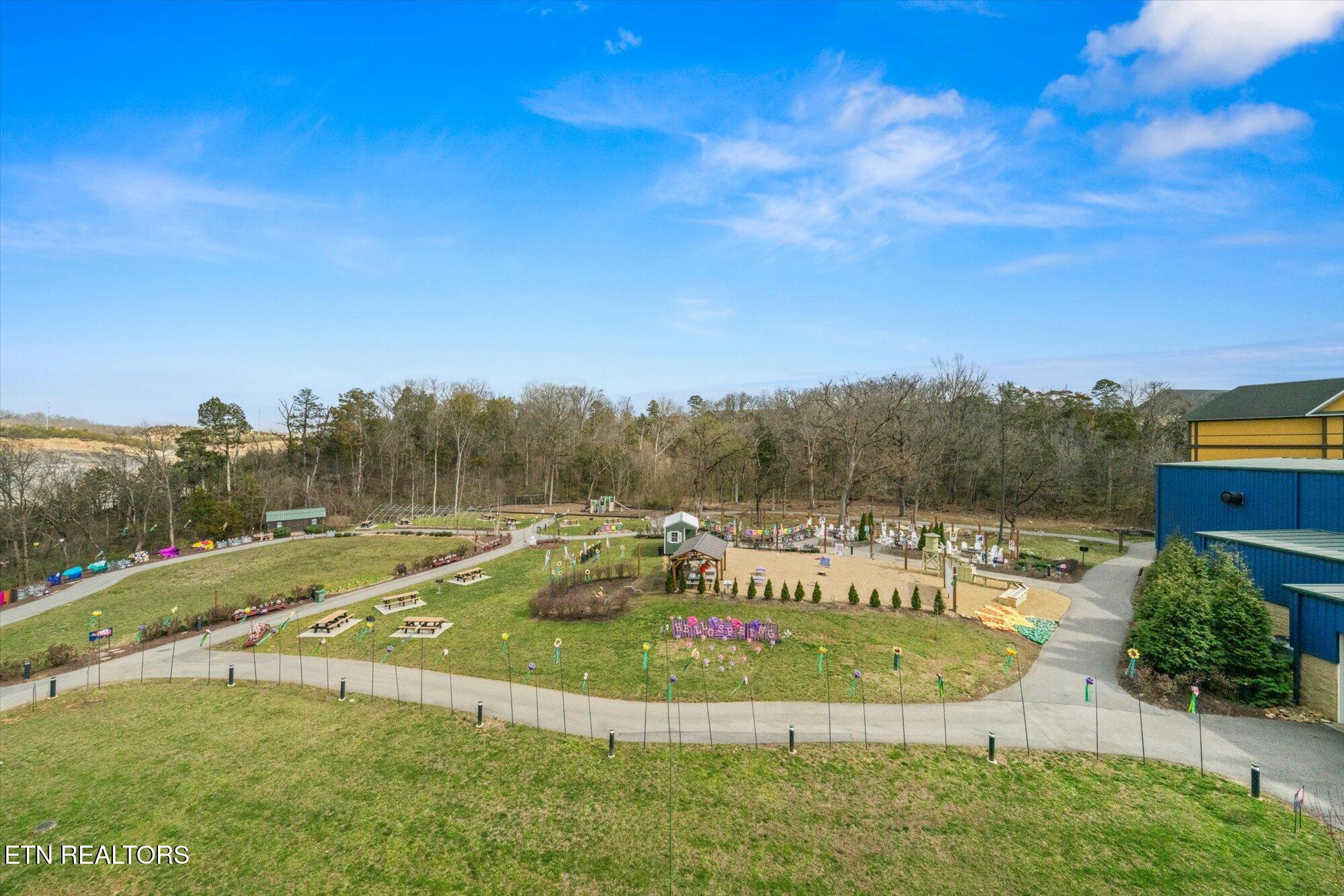 225 Collier Drive Sevierville, TN 37862 - Photo 10 of 47 06-225-Collier-Dr-3406-Sevierville-TN-6