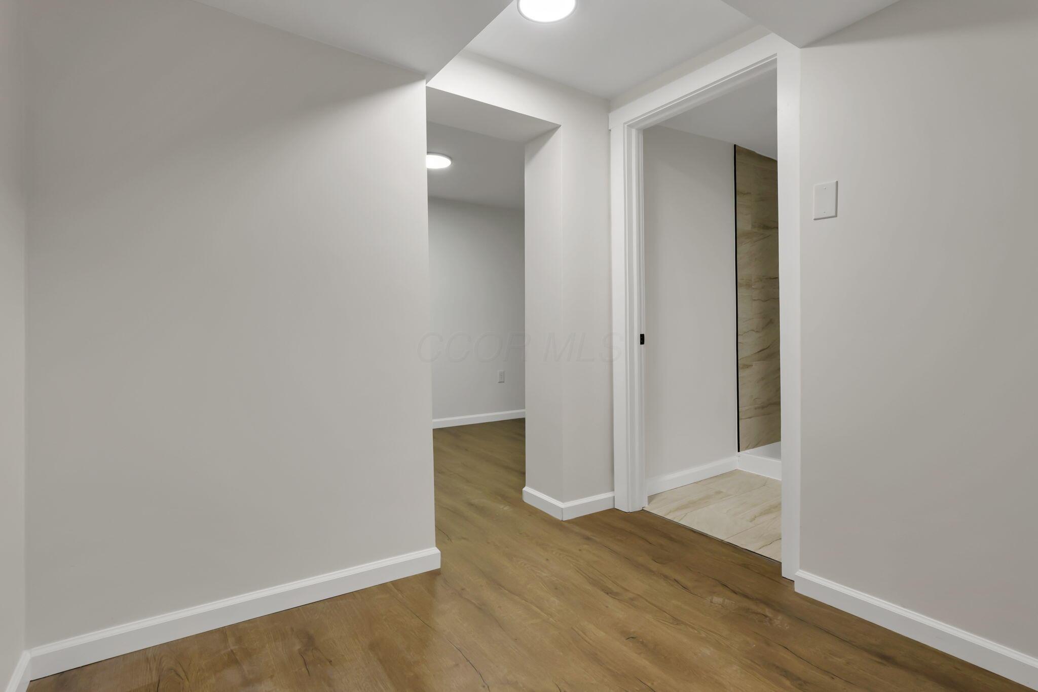 180 North Harding Road Columbus, OH 43209 - Photo 23 of 38 Finished Basement