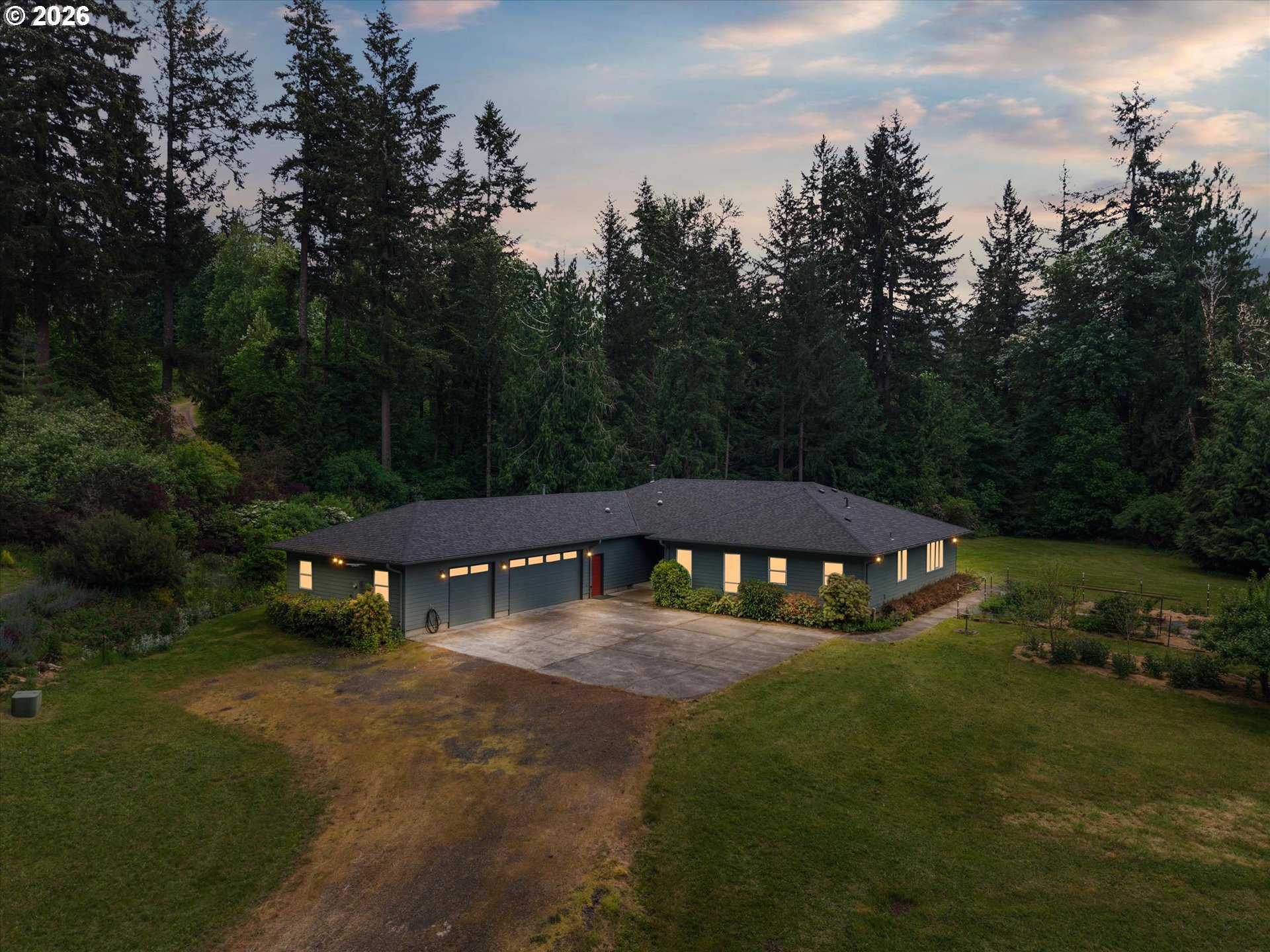 19209 South Ridge Road Oregon City, OR 97045 - Photo 2 of 45
