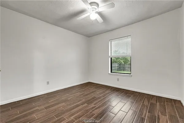 $3,750 | 807 Holleman Drive, College Station, TX 77840