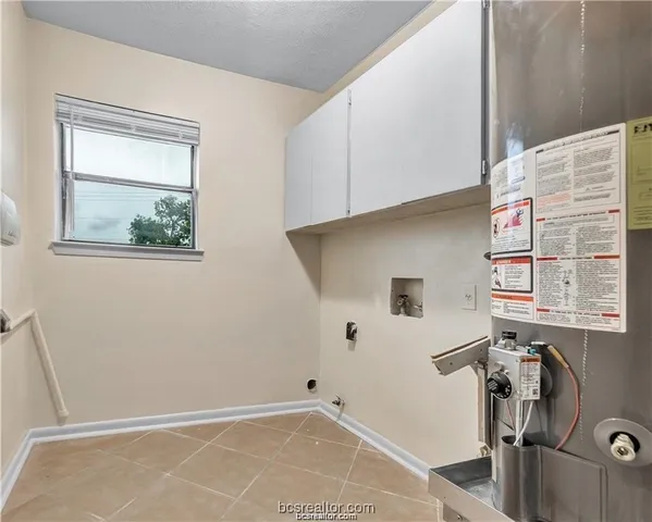 $3,750 | 807 Holleman Drive, College Station, TX 77840