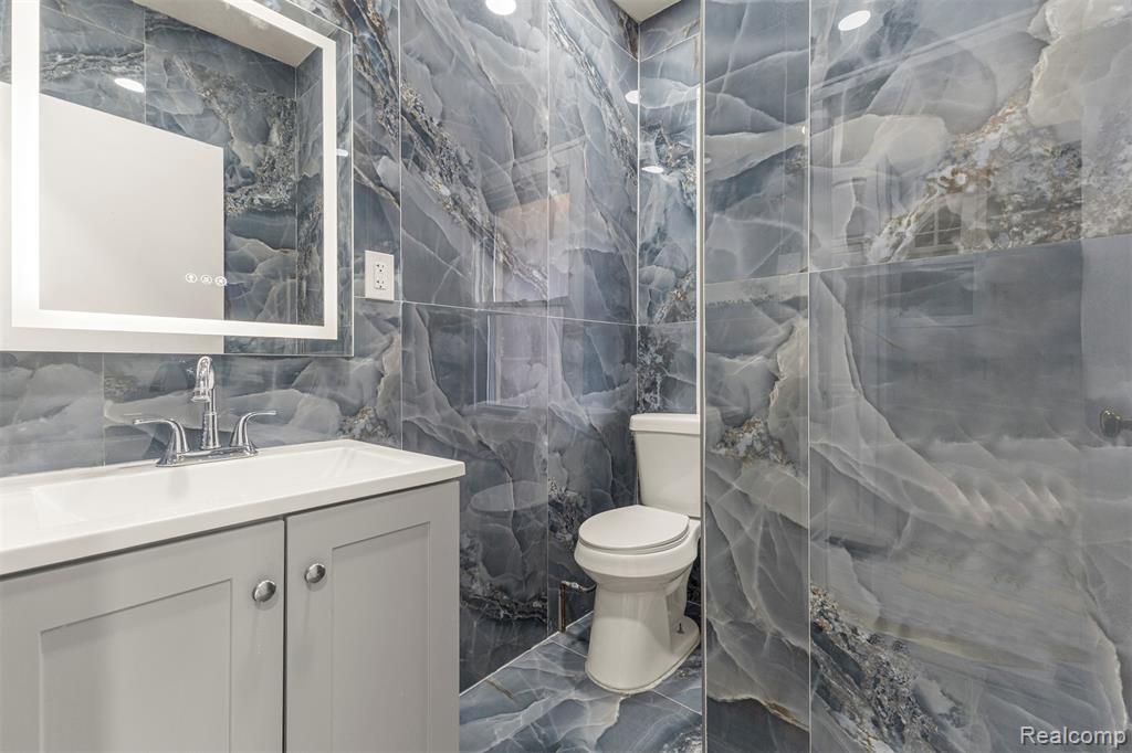 7830 Miller Road Dearborn, MI 48126 - Photo 18 of 43 Gallery Image 18