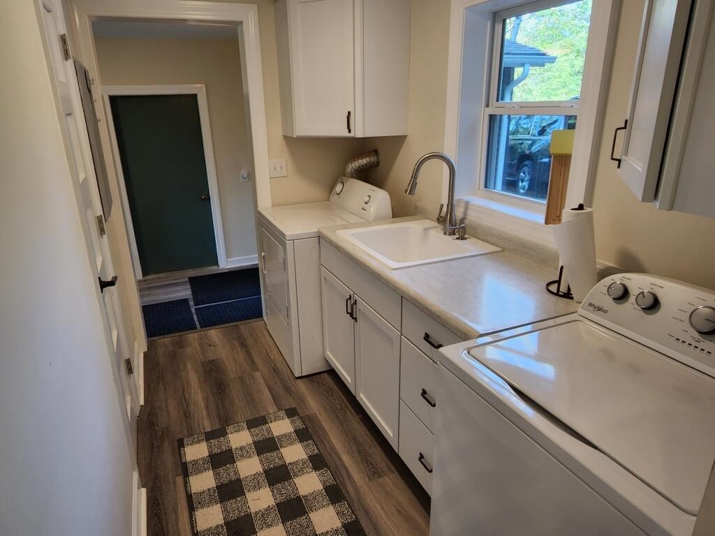 7860 Marsh Road Plainwell, MI 49080 - Photo 18 of 42 18-Your awesome laundry room