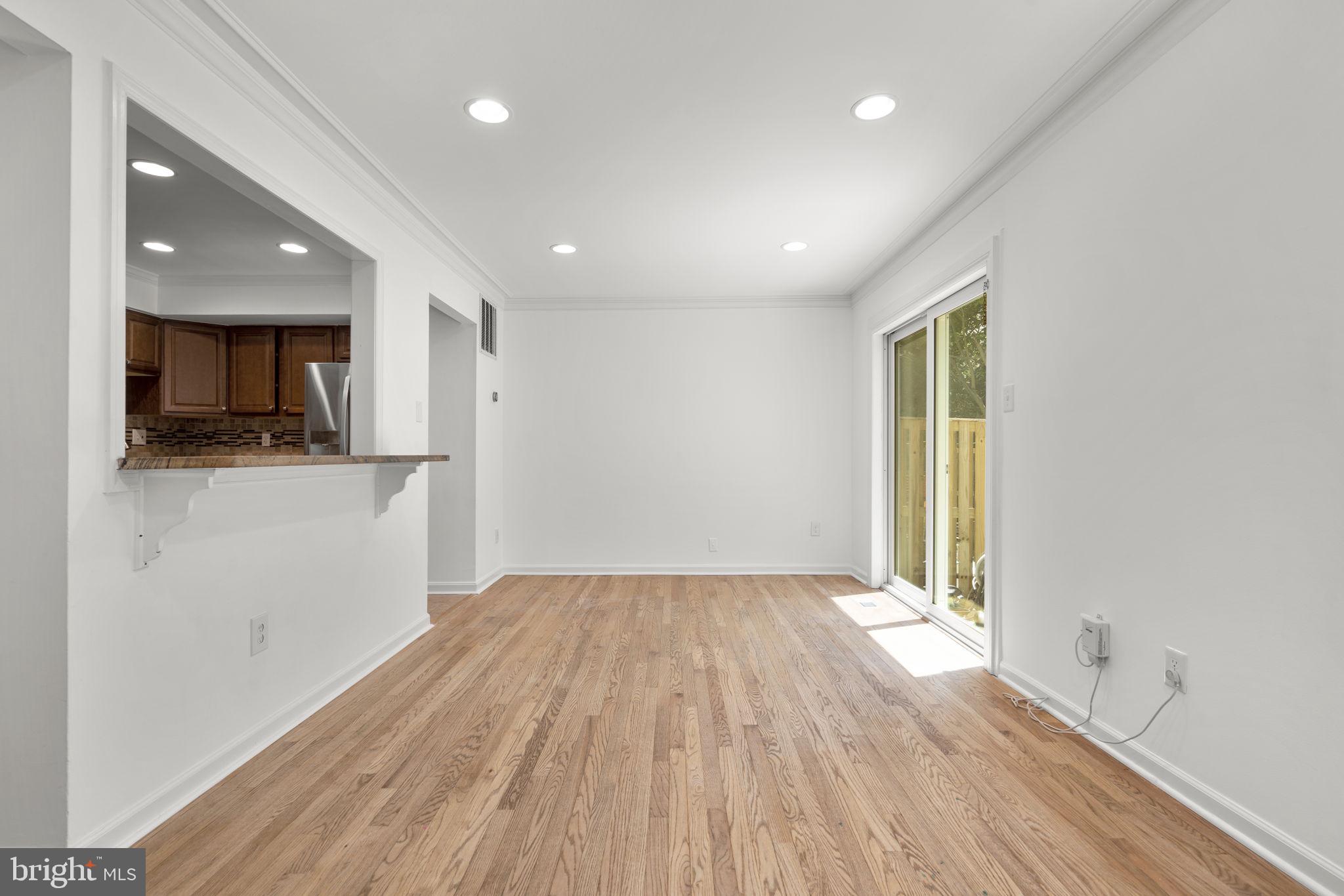 2407 Alsop Court Reston, VA 20191 - Photo 16 of 44