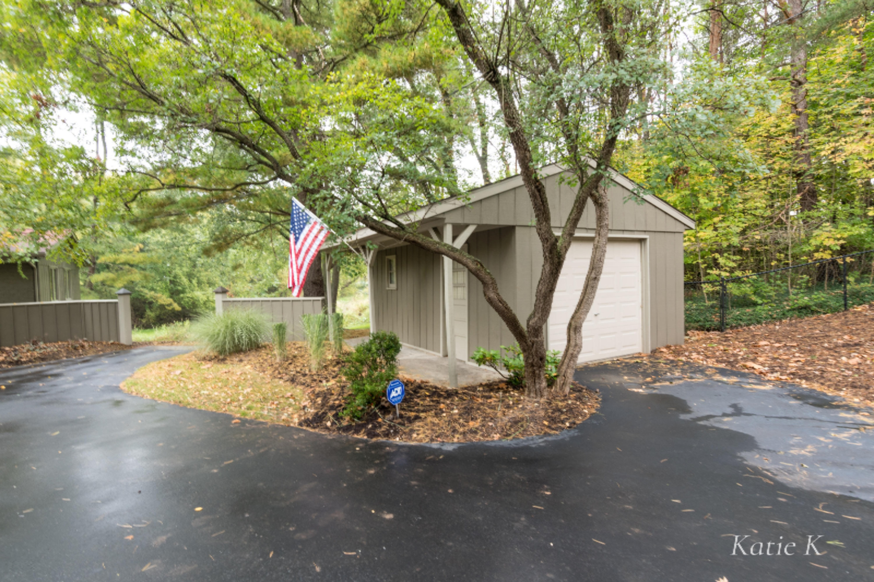8751 Cascade Road Southeast Ada, MI 49301 - Photo 4 of 54 8751 Cascade-4