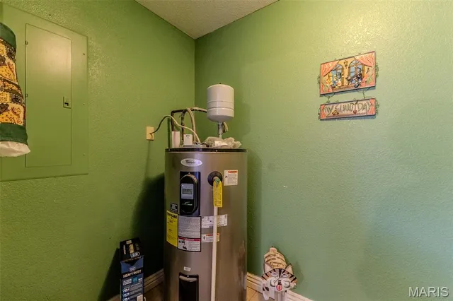 $359,900 | 31201 Osborn Drive, Lebanon, MO 65536