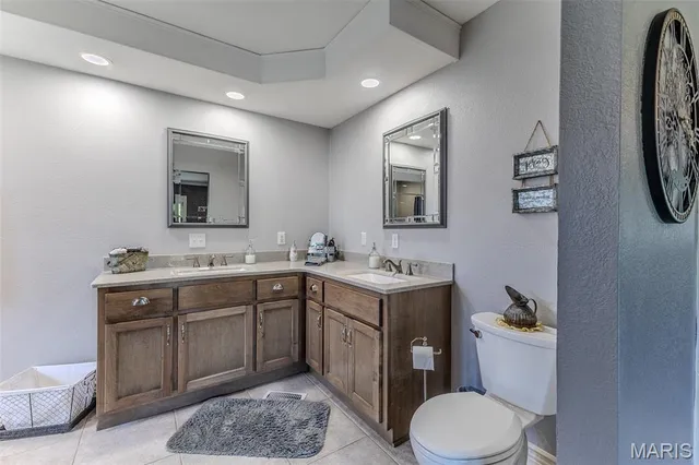 $359,900 | 31201 Osborn Drive, Lebanon, MO 65536