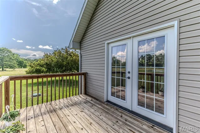 $359,900 | 31201 Osborn Drive, Lebanon, MO 65536