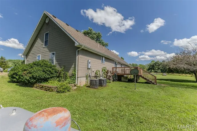 $359,900 | 31201 Osborn Drive, Lebanon, MO 65536