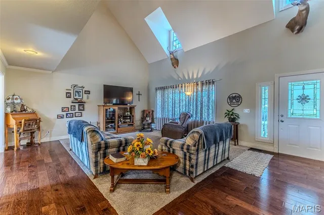 $359,900 | 31201 Osborn Drive, Lebanon, MO 65536