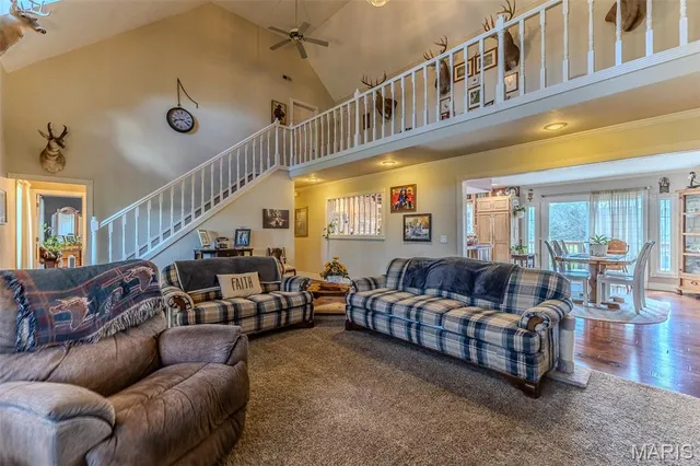 $359,900 | 31201 Osborn Drive, Lebanon, MO 65536