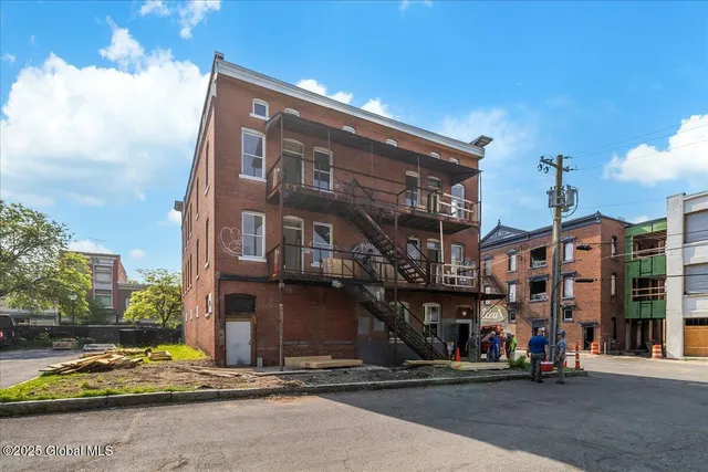 $16 | 41 South Street, Glens Falls, NY 12801