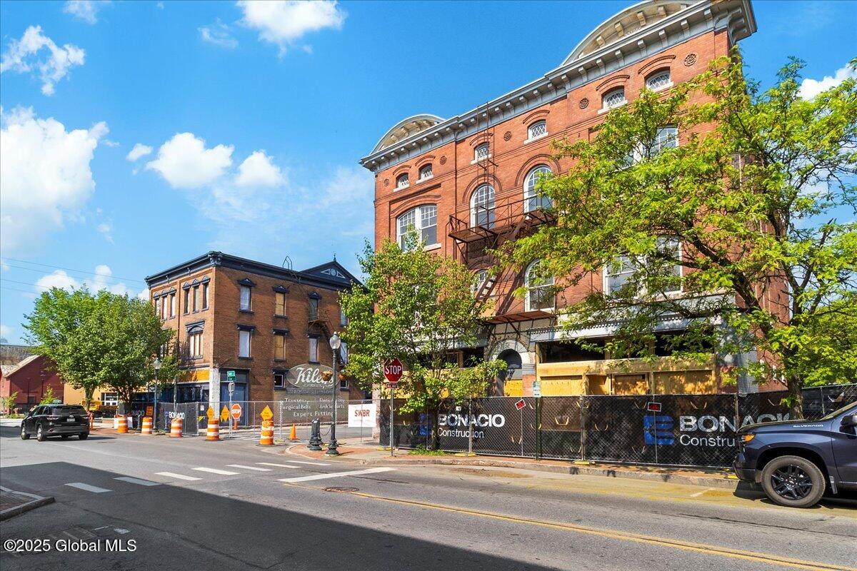 41 South Street Glens Falls, NY 12801 - Photo 2 of 29 41-IMG_0882