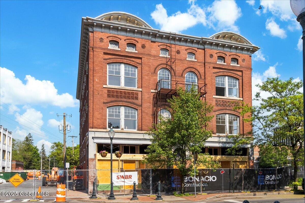 41 South Street Glens Falls, NY 12801 - Photo 4 of 29 39-IMG_0871