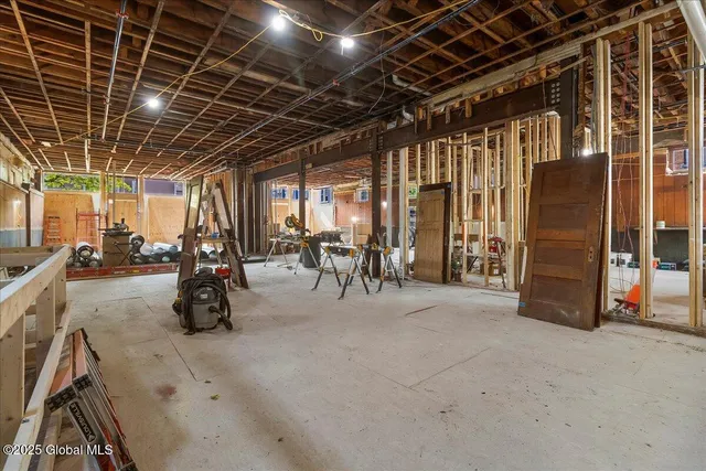 $16 | 41 South Street, Glens Falls, NY 12801