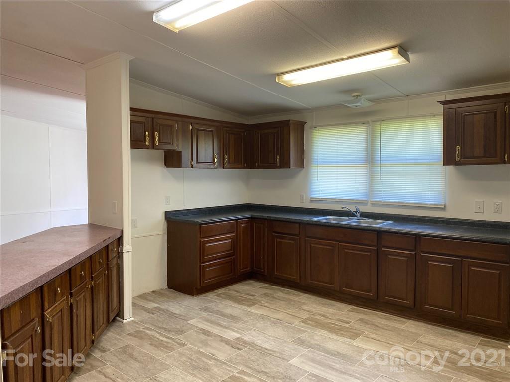 2946 Henderson Mill Road Morganton, NC 28655 - Photo 6 of 36 Gallery Image 6
