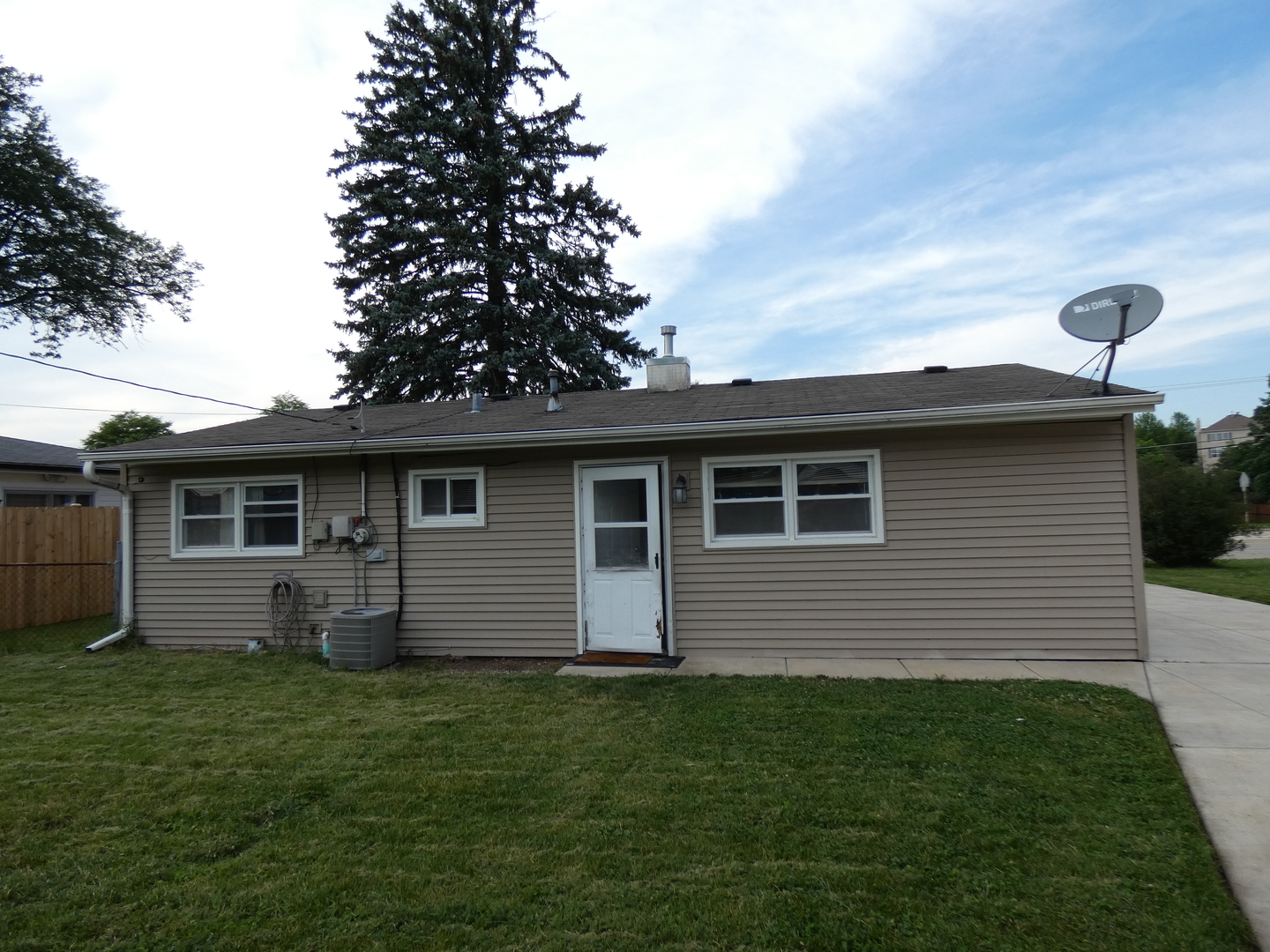509 West Schaumburg Road Streamwood, IL 60107 - Photo 15 of 15
