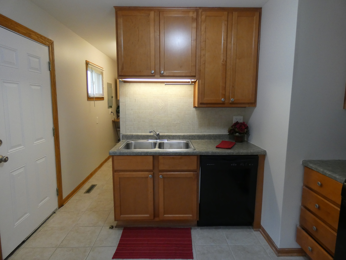 509 West Schaumburg Road Streamwood, IL 60107 - Photo 4 of 15