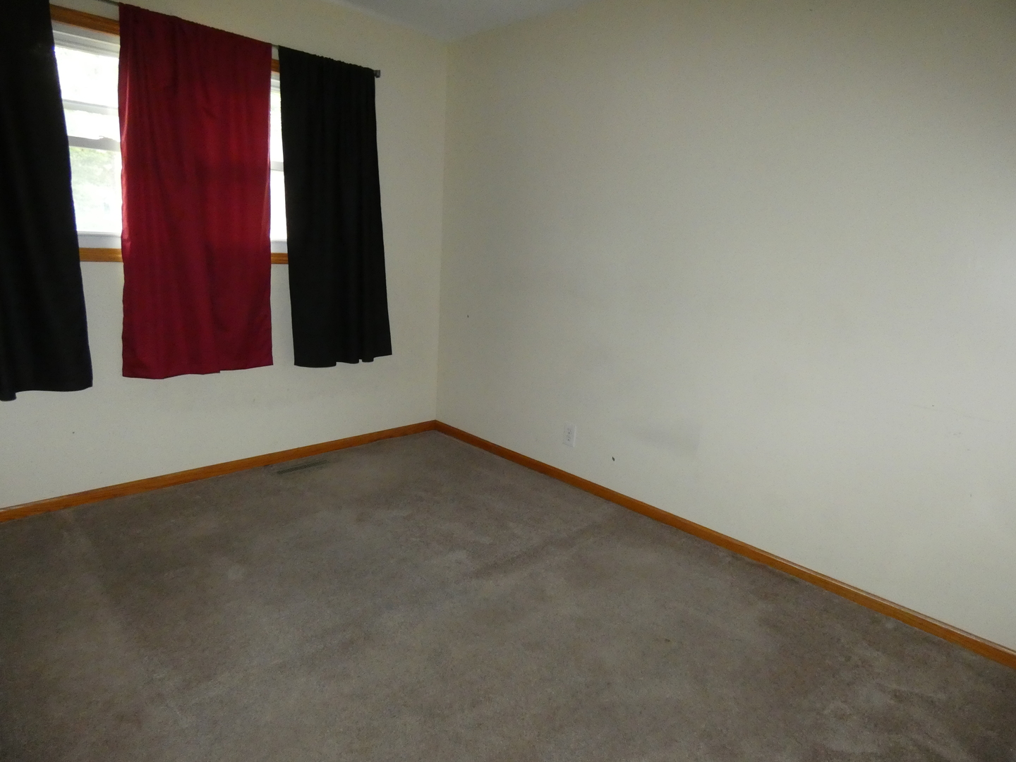 509 West Schaumburg Road Streamwood, IL 60107 - Photo 10 of 15