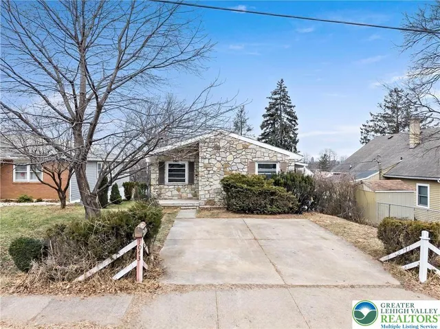 $2,700 | 1043 Erie Street, Allentown, PA 18103