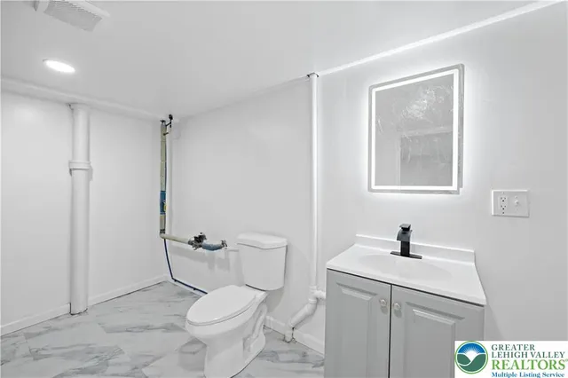 $2,700 | 1043 Erie Street, Allentown, PA 18103