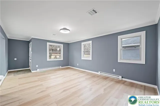 $2,700 | 1043 Erie Street, Allentown, PA 18103