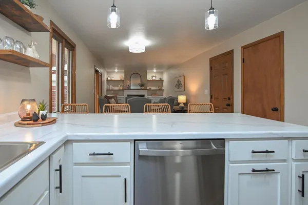 $345,000 | 1443 East Calumet Street, Appleton, WI 54915