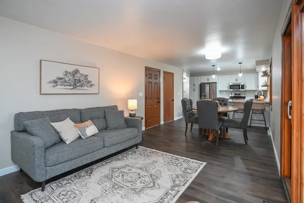 $345,000 | 1443 East Calumet Street, Appleton, WI 54915