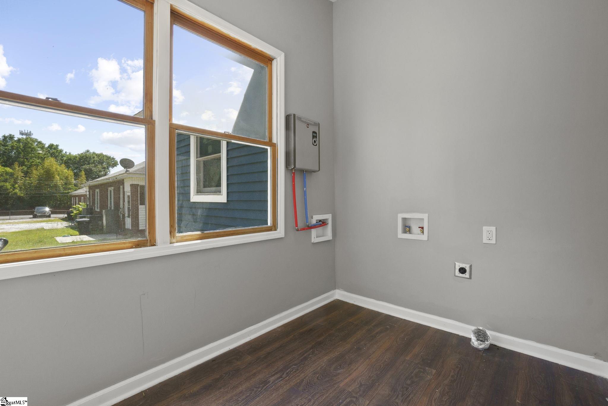 922 Carolina Circle Anderson, SC 29621 - Photo 19 of 36