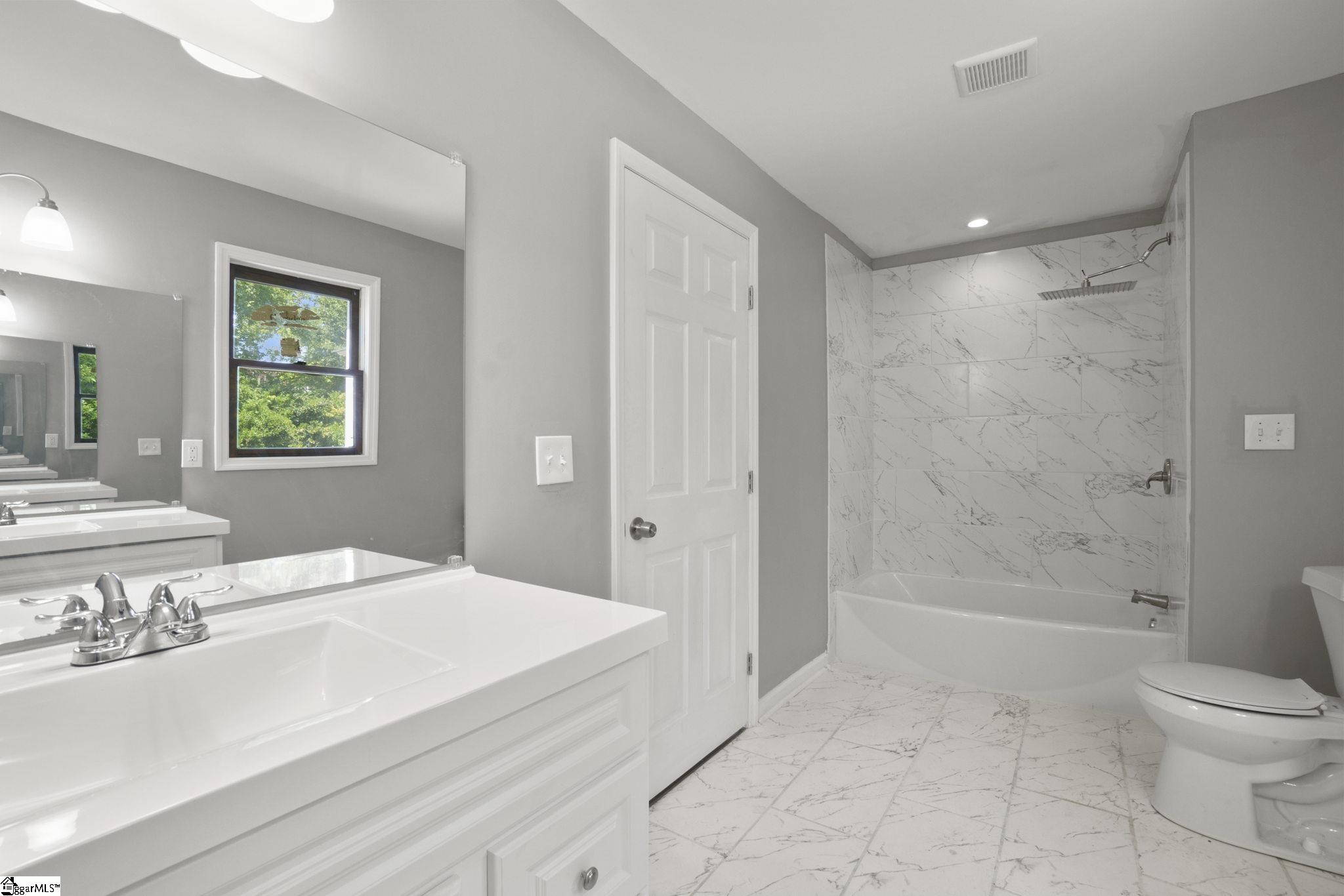 922 Carolina Circle Anderson, SC 29621 - Photo 24 of 36